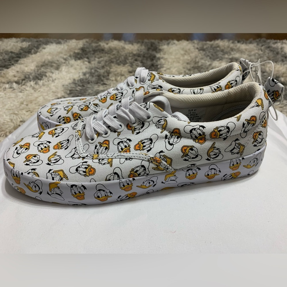 H&M Donald Duck Face Canvas Men Shoes White Size 8.5